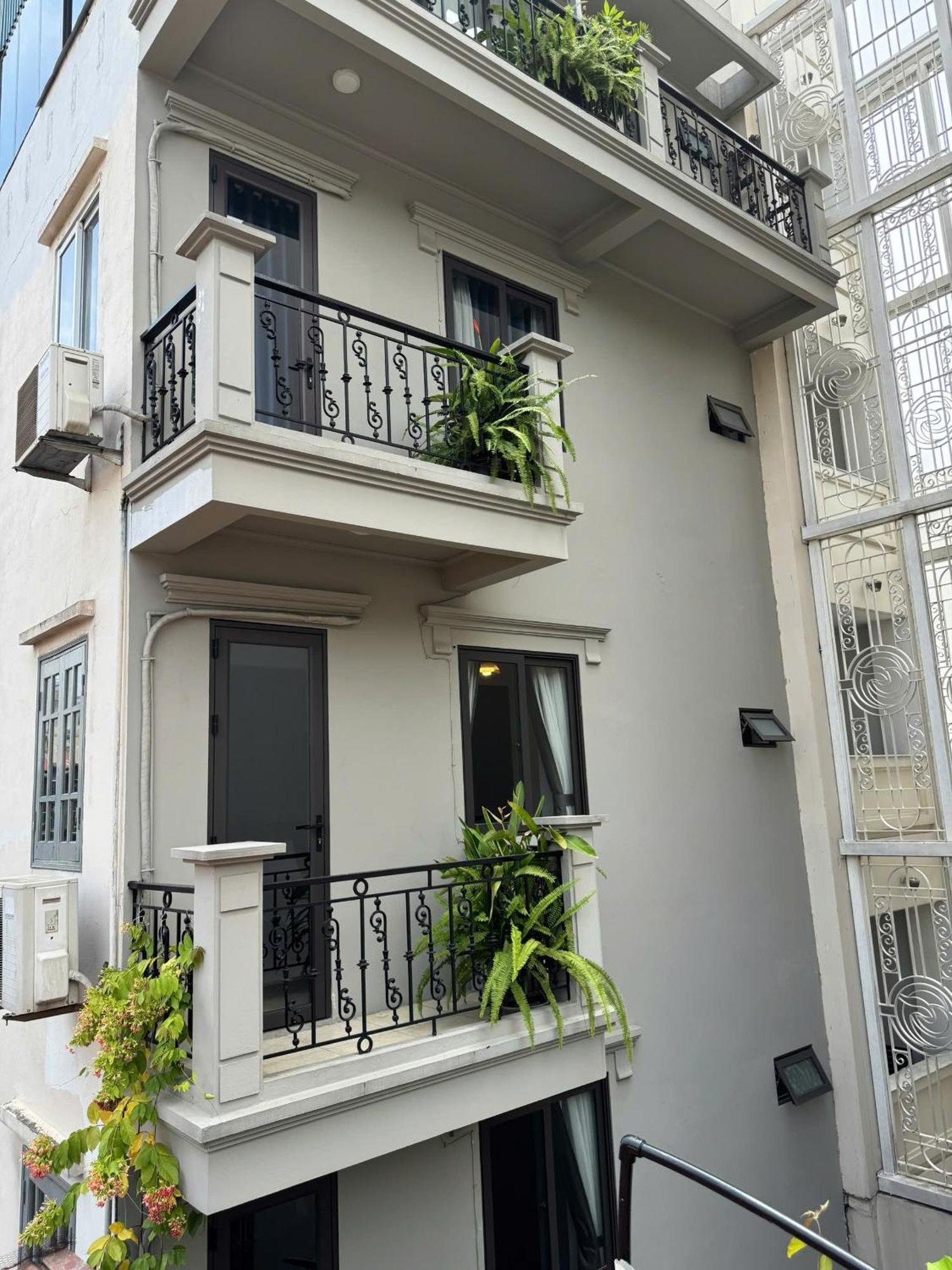 T Home Balcony Homestay Hanoi Eksteriør bilde